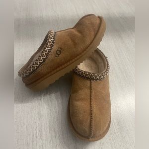 UGG Tasman brown suede slippers